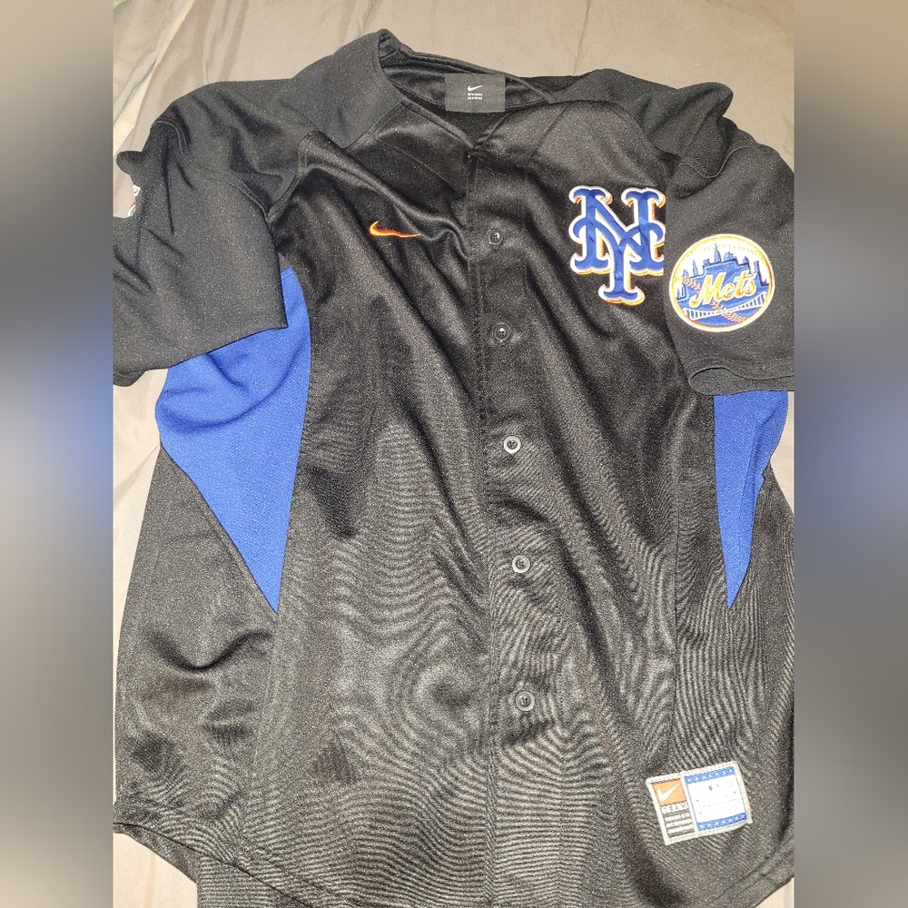 NY Mets black practice jersey